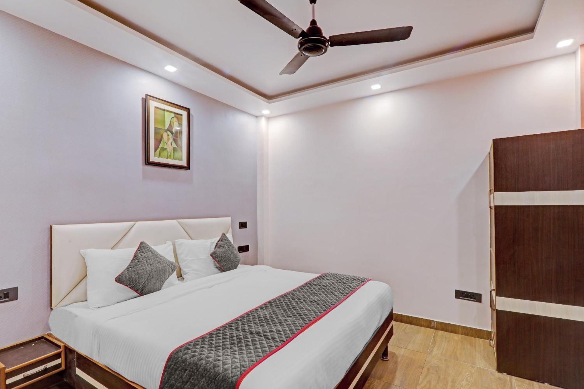 Отель Super Townhouse Riddhi Residency Лакхнау Экстерьер фото