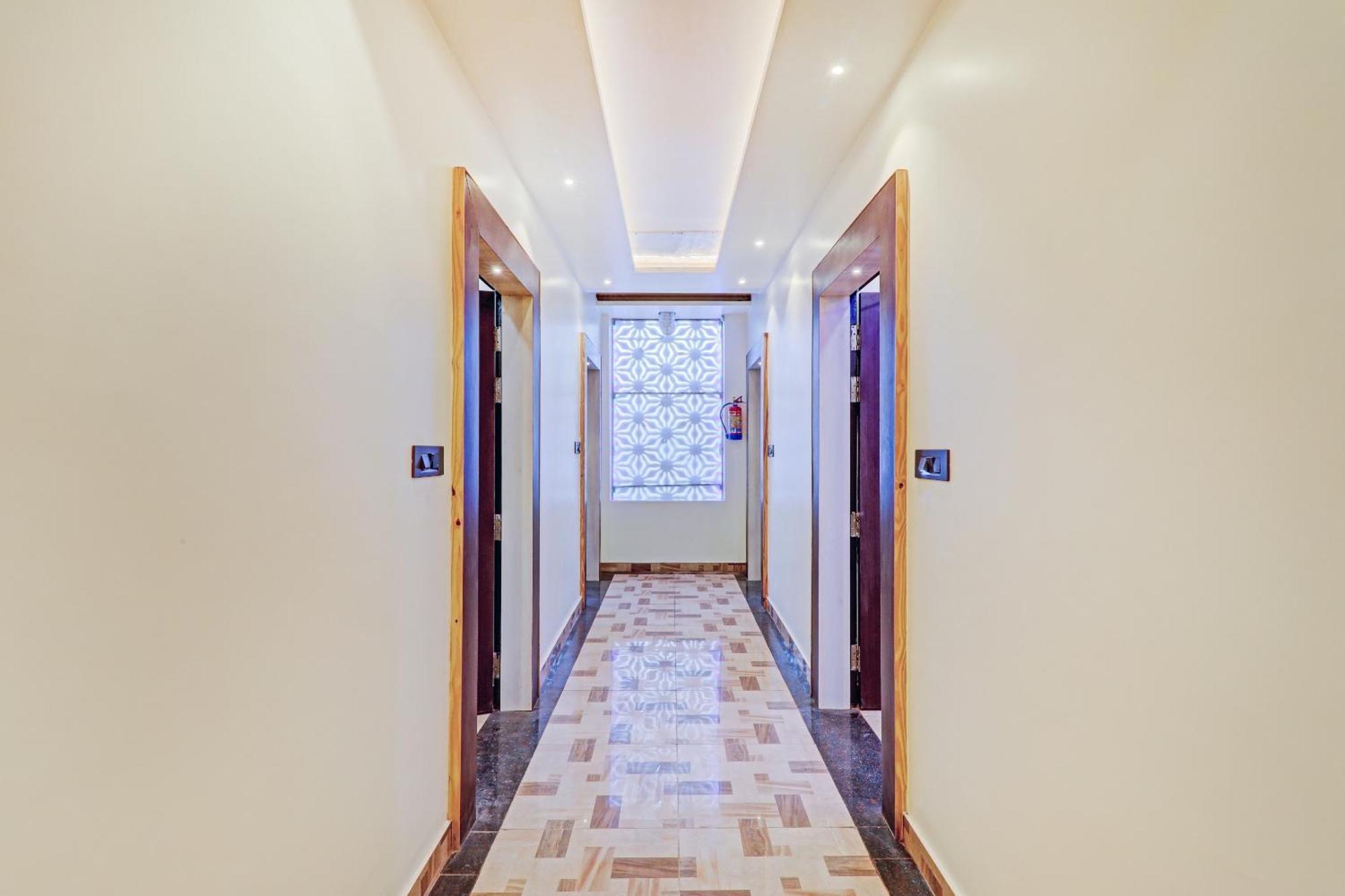 Отель Super Townhouse Riddhi Residency Лакхнау Экстерьер фото
