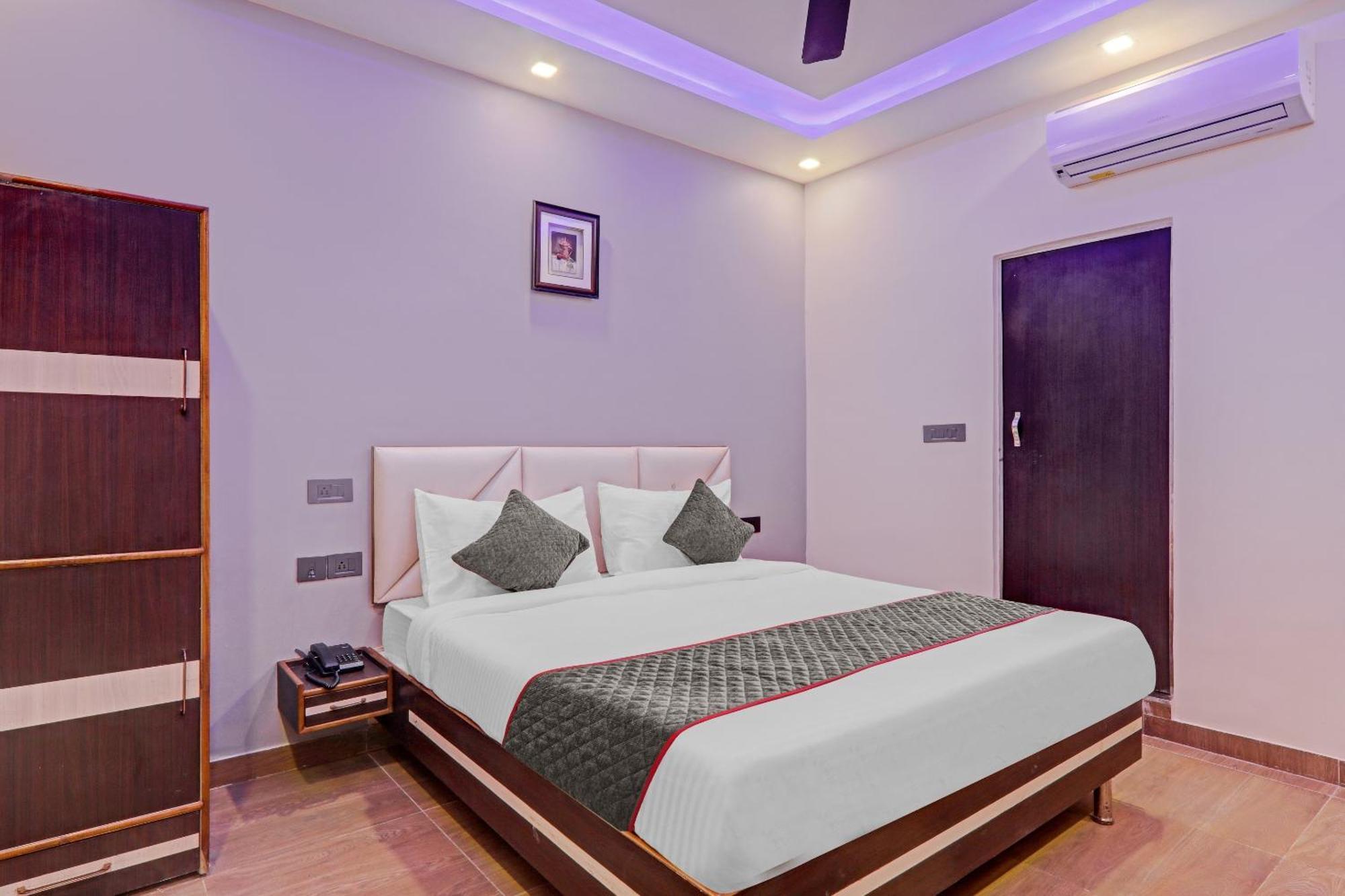 Отель Super Townhouse Riddhi Residency Лакхнау Экстерьер фото