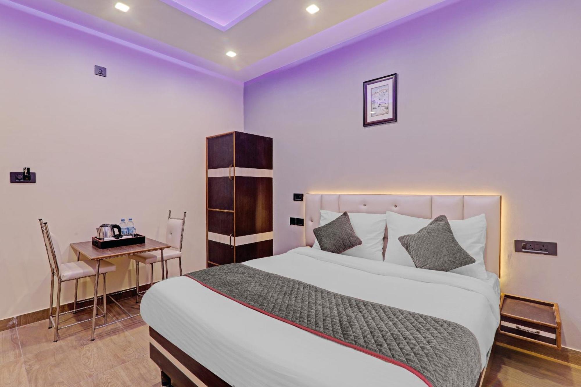 Отель Super Townhouse Riddhi Residency Лакхнау Экстерьер фото